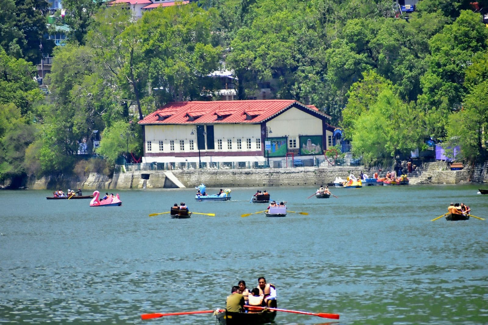 Nainital lake and mall road