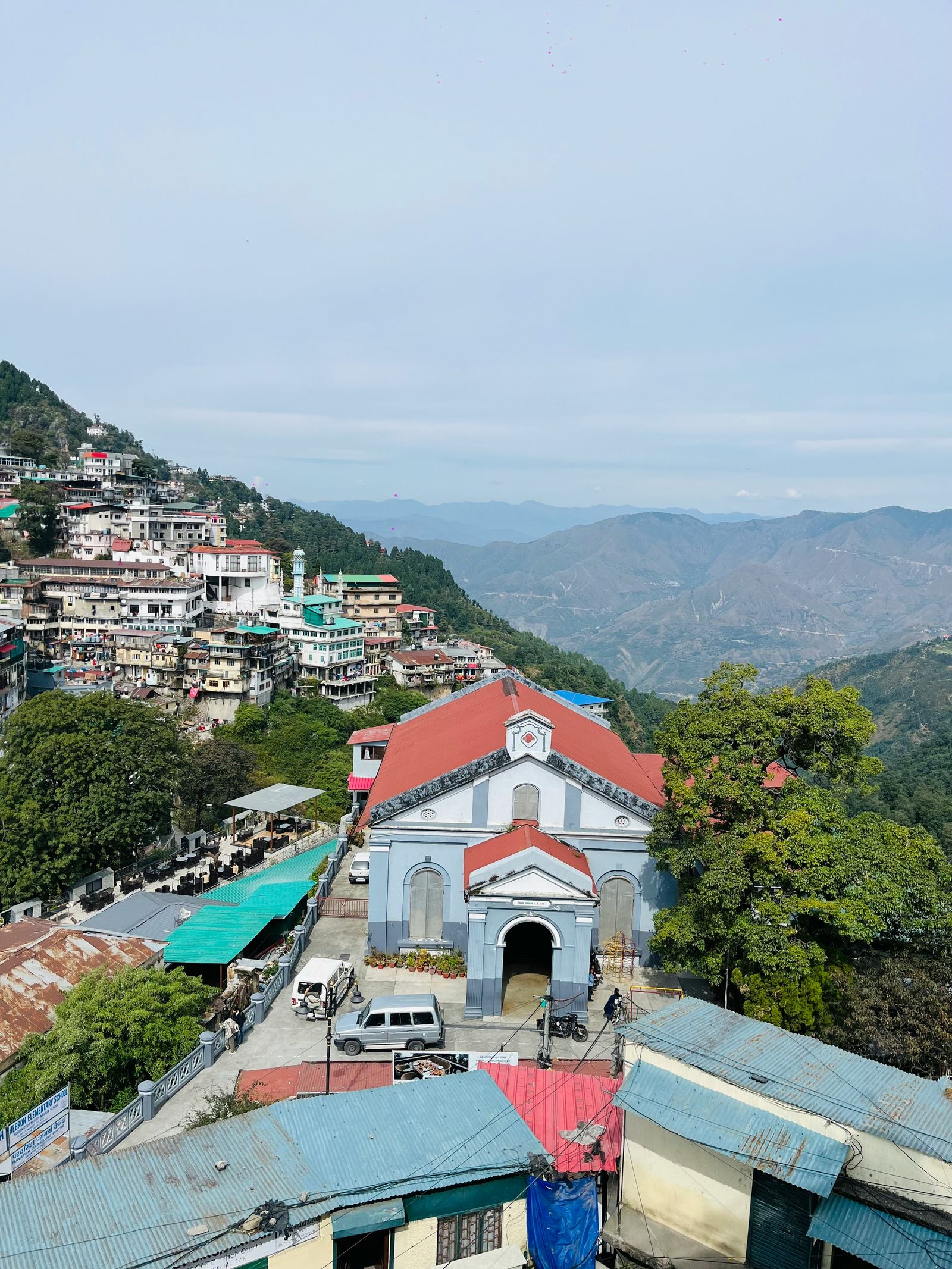 Scenic views of Mussoorie hills